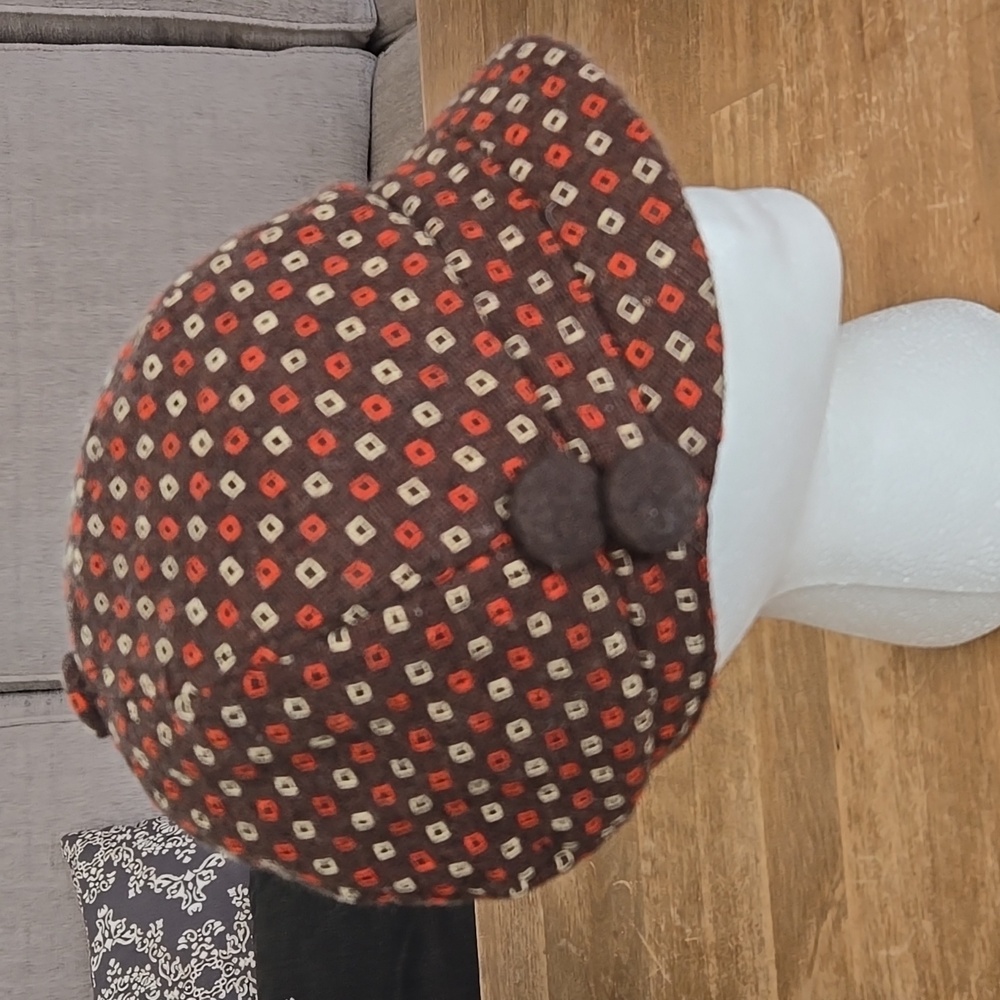 Jeanne Simmons Gaby Six Panel Cabbie Cap With Buttons